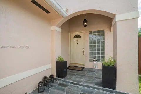 16917 SW 146th Ct, Miami FL 33177