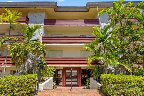 1205 Mariposa Ave # 413, Coral Gables FL 33146