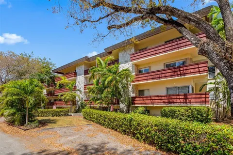 1205 Mariposa Ave # 413, Coral Gables FL 33146