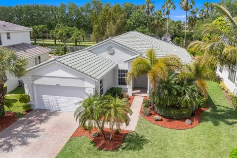 4629 Mariners Cove Dr, Wellington FL 33449