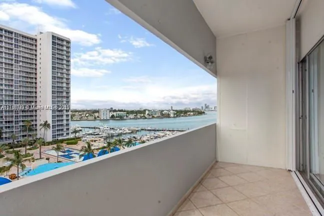 7545 E Treasure Dr # 10C, North Bay Village FL 33141