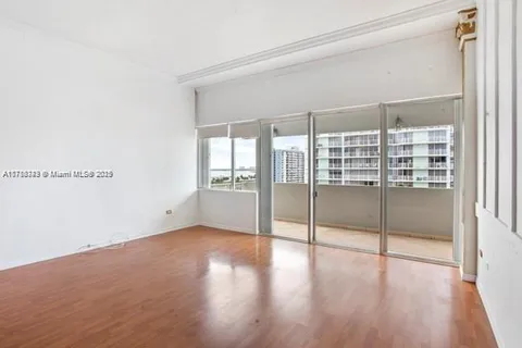 7545 E Treasure Dr # 10C, North Bay Village FL 33141