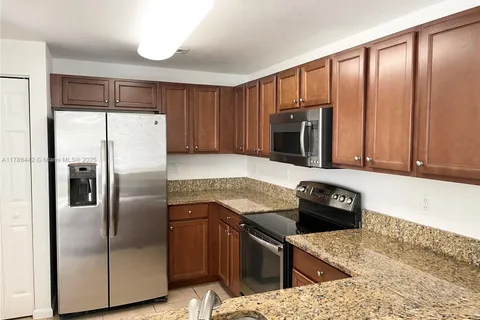8850 NW 97th Ave # 103, Doral FL 33178