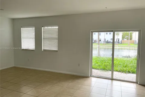 8850 NW 97th Ave # 103, Doral FL 33178