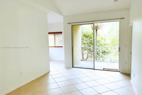 7085 Nova Dr # 330, Davie FL 33317