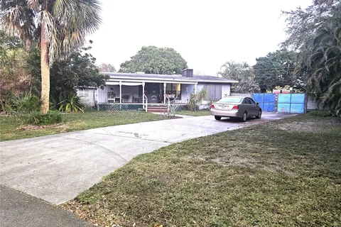 5096 SW 28th Ter, Dania Beach FL 33312