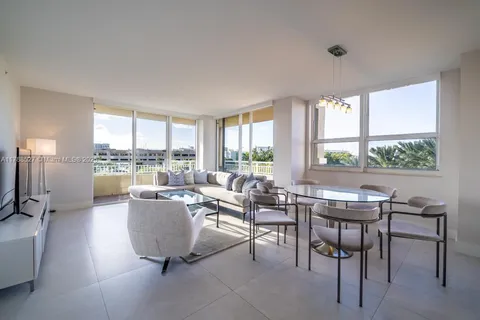 19501 W Country Club Dr # 409, Aventura FL 33180