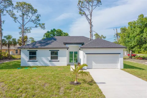 203 E 7th ST, Lehigh Acres FL 33972