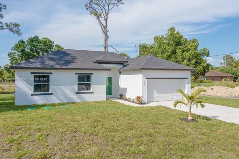 203 E 7th ST, Lehigh Acres FL 33972