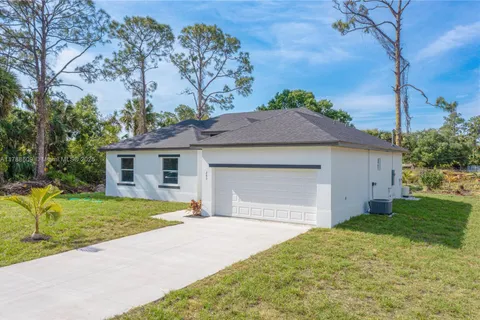 203 E 7th ST, Lehigh Acres FL 33972