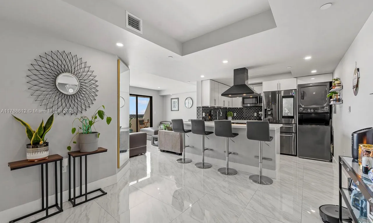 911 E Ponce De Leon Blvd # 1601, Coral Gables FL 33134