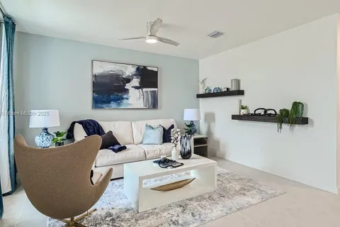 1472 NE 3rd Avenue, Florida City FL 33034
