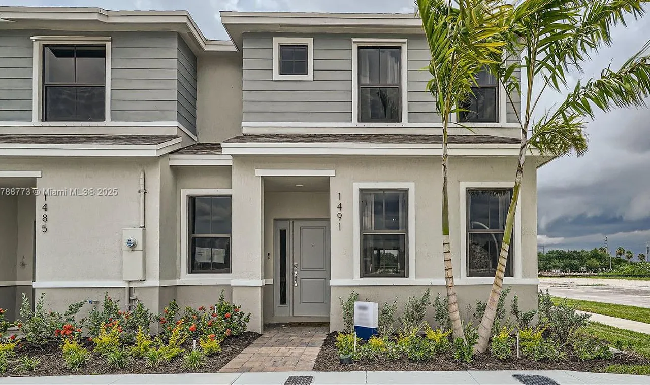 1326 NE 3rd Avenue, Florida City FL 33034