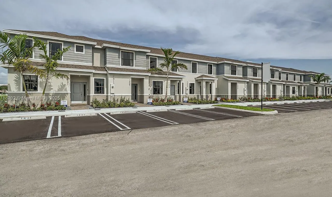 1424 NE 3rd Avenue, Florida City FL 33034