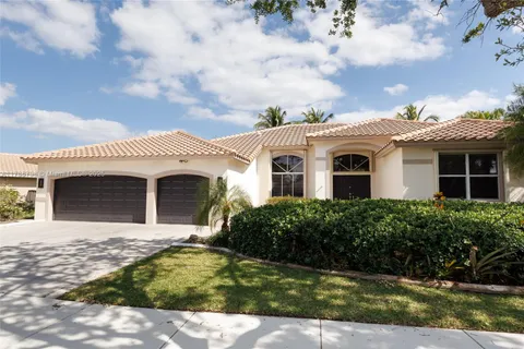 280 Landings Blvd # 280, Weston FL 33327