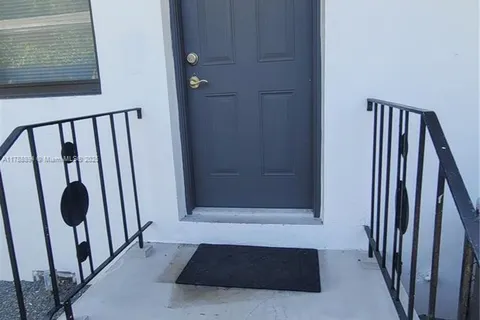 2150 SW 26th St # 1, Miami FL 33133