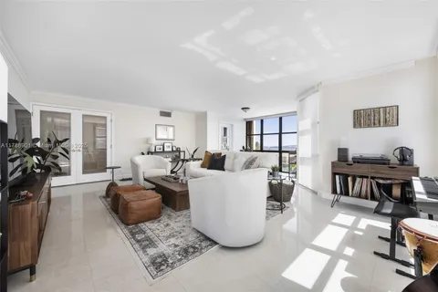 1915 Brickell Ave # C408, Miami FL 33129