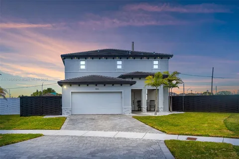 18430 SW 136th Ct, Miami FL 33177