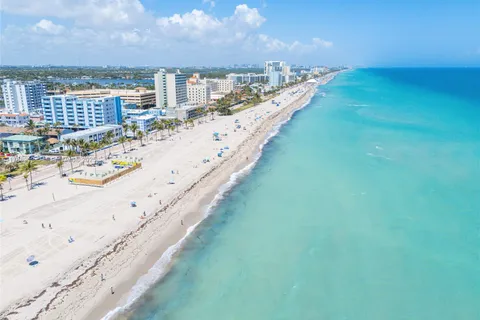 326 Madison St # 1, Hollywood FL 33019