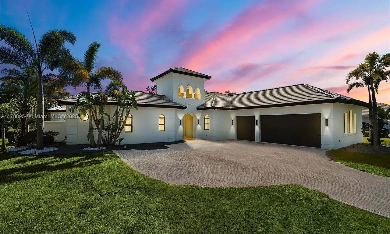 499 SW Squire Johns Ln, Palm City FL 34990