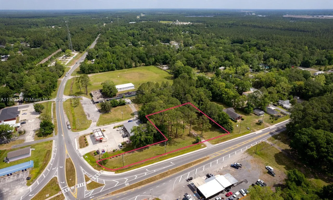 429 US HIGHWAY 90 E, Other City - In The State Of Florida FL 32234