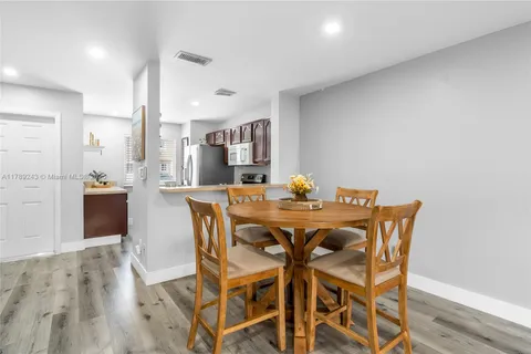13906 SW 174th St, Miami FL 33177
