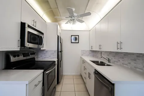 3035 Exeter B # 3035, Boca Raton FL 33434