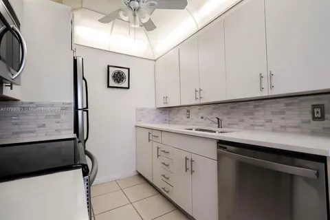 3035 Exeter B # 3035, Boca Raton FL 33434