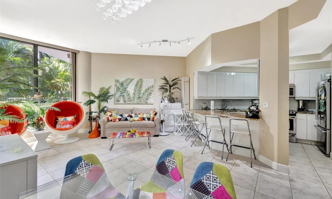 2000 Island Blvd # 203, Aventura FL 33160
