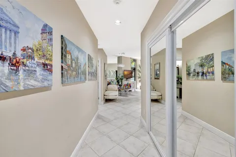2000 Island Blvd # 203, Aventura FL 33160