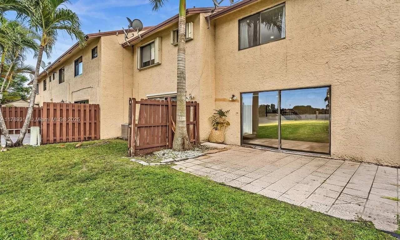 2821 SW 58 MNR # 2821, Fort Lauderdale FL 33312