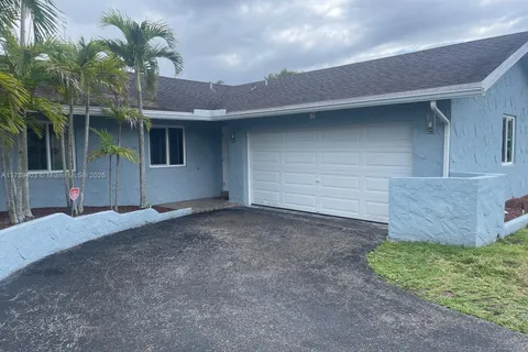 7522 SW 6th St, North Lauderdale FL 33068
