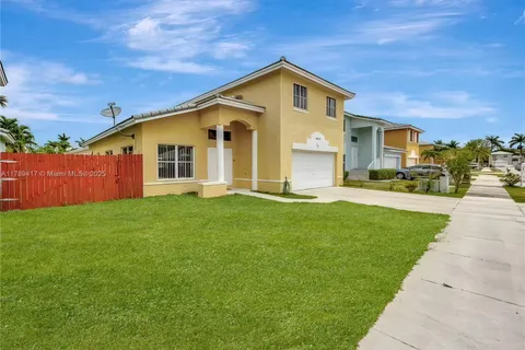 12113 SW 249th St, Homestead FL 33032