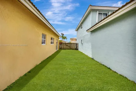 12113 SW 249th St, Homestead FL 33032