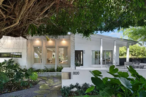 800 E Dilido Dr, Miami Beach FL 33139