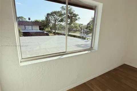 2106 Sherwood Forest Blvd # 17, West Palm Beach FL 33415