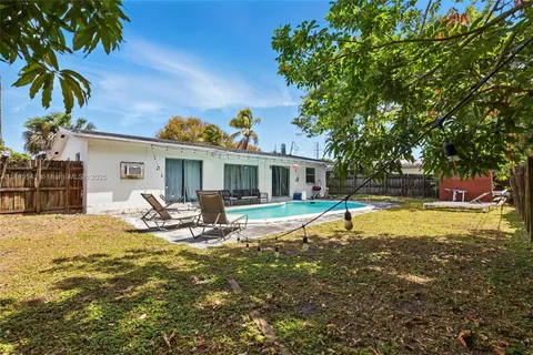 4210 NW 23rd St, Lauderhill FL 33313