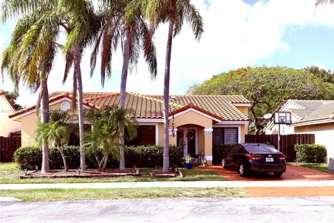 15357 SW 43rd Ter, Miami FL 33185