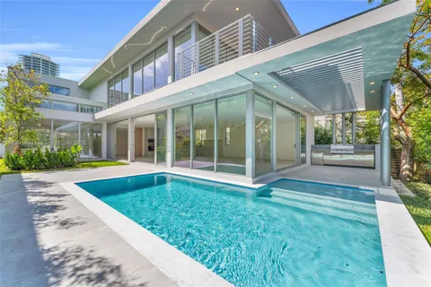 2110 S Miami Ave, Miami FL 33129