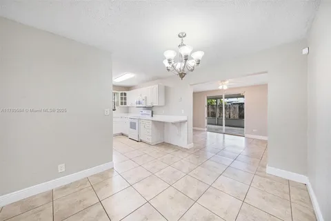 4138 NW 12th Ter, Oakland Park FL 33309