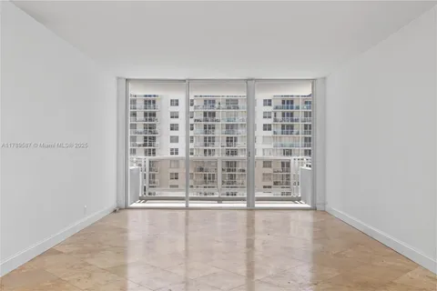 5700 Collins Ave # 10D, Miami Beach FL 33140