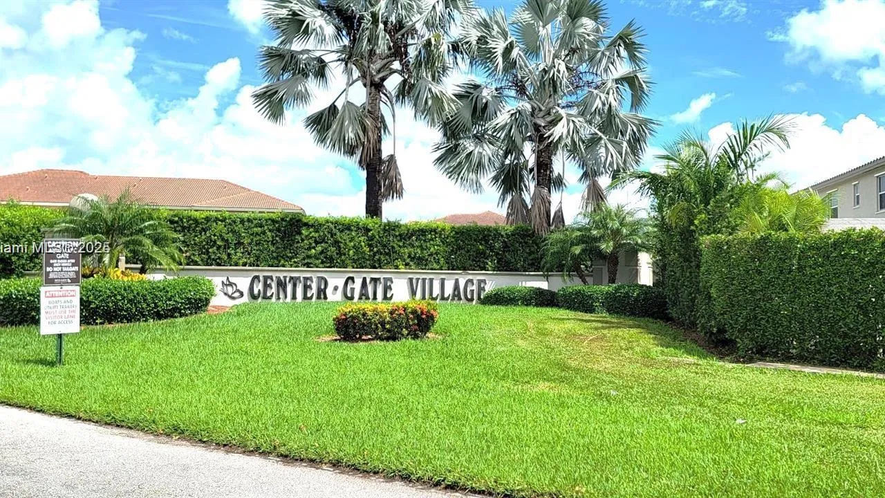 2002 SE 26th Ln # 201, Homestead FL 33035