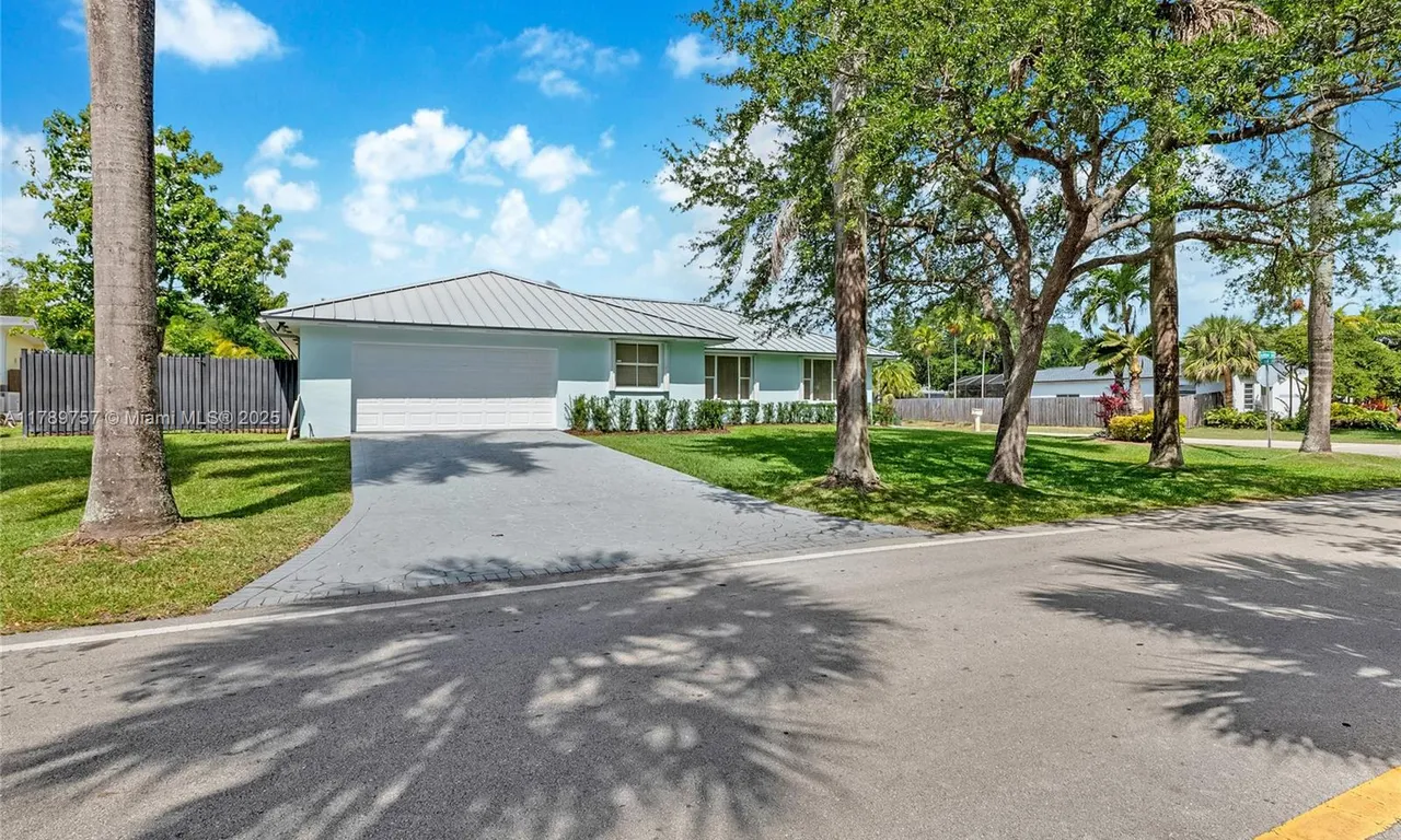 8400 SW 184th Ln, Cutler Bay FL 33157