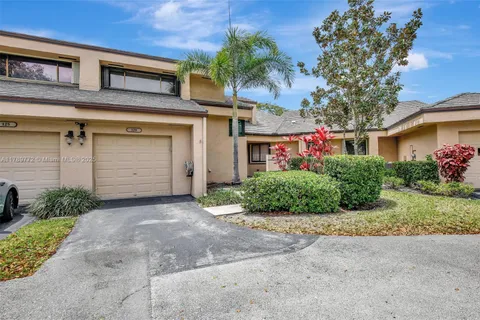 129 Chelsea Ln, Plantation FL 33324