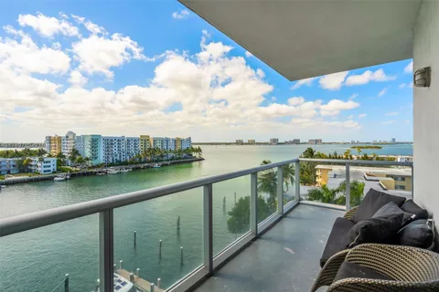 7928 East Dr # 708, North Bay Village FL 33141