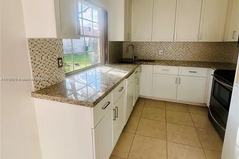 1487 Springside Dr # 1487, Weston FL 33326