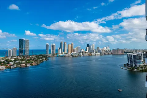 3530 Mystic Pointe Dr, Aventura FL 33180