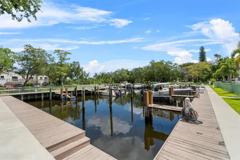2924 Hidden Harbour Ct, Dania Beach FL 33312