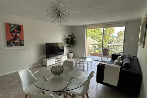 1421 S Ocean Blvd # 208, Pompano Beach FL 33062