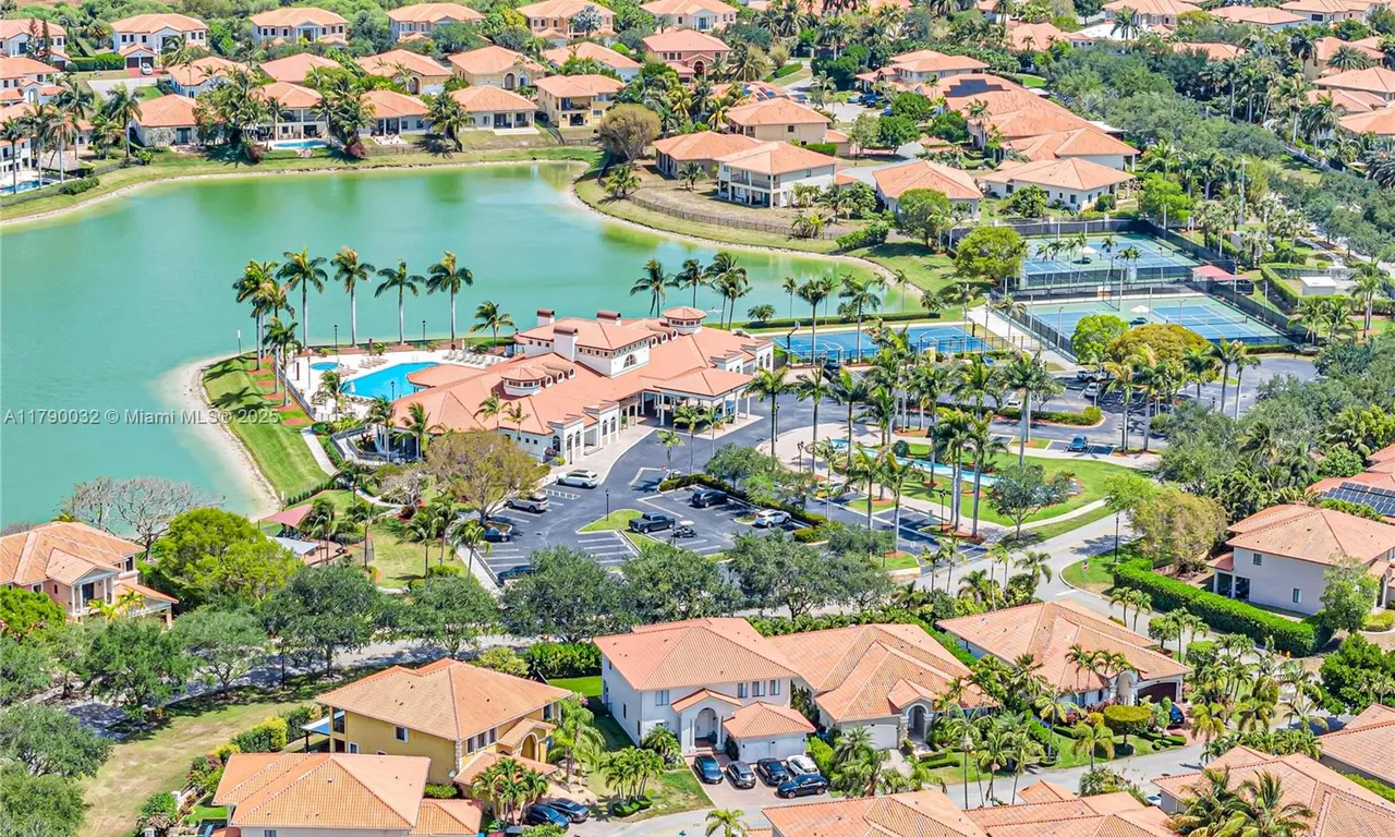 7831 SW 195th Ter, Cutler Bay FL 33157